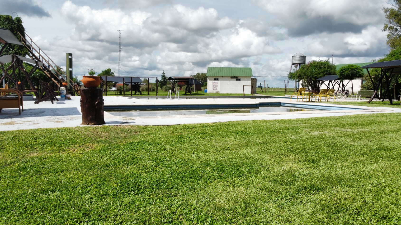 COMPLEJO TURISTICO EN SANTA ANITA