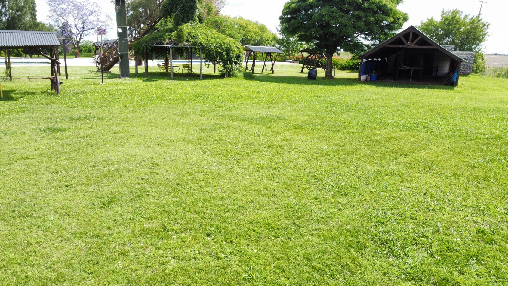 COMPLEJO TURISTICO EN SANTA ANITA